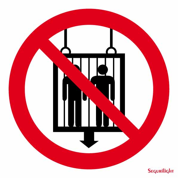 Señal Prohibido usar montacargas