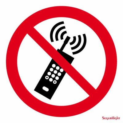 Señal Prohibido el uso de teléfonos móviles