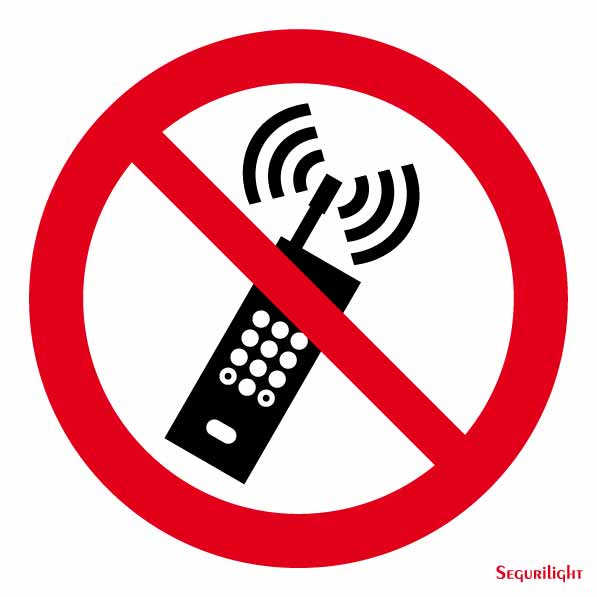 Señal Prohibido el uso de teléfonos móviles